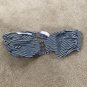 Never been worn VS swimsuit top